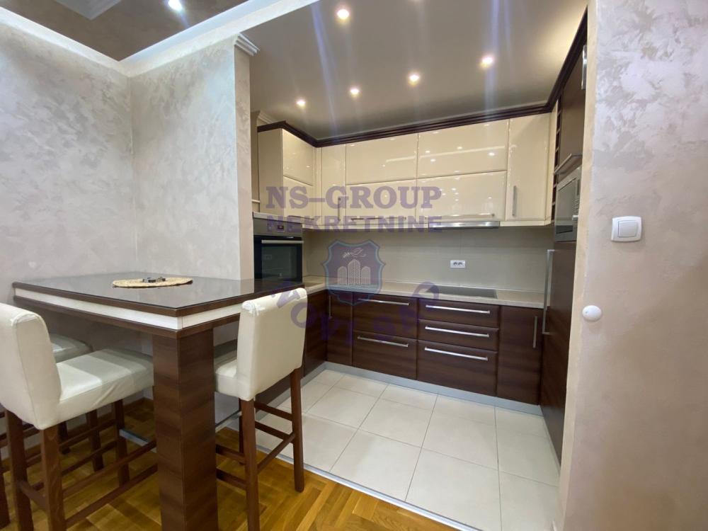 Slika 2 - Fenomenalan trosoban stan na Bulevaru Evrope