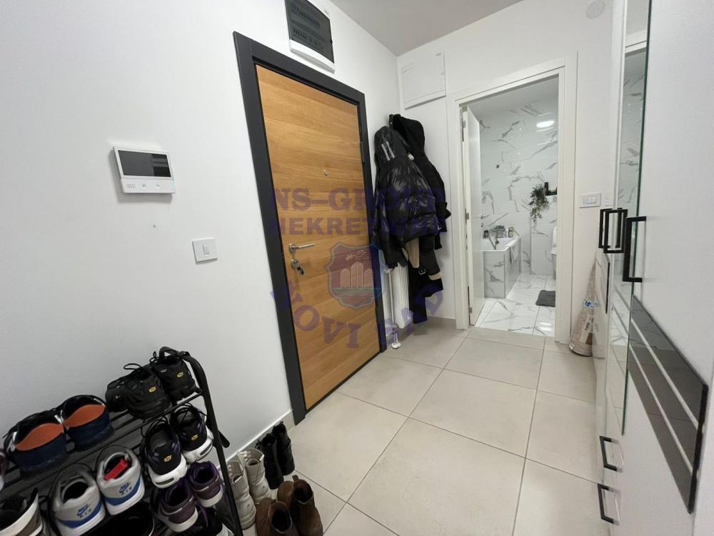 Slika 0 - Prodaja stana, 45m2, Novo naselje Novi Sad, sa terasom, ima lift