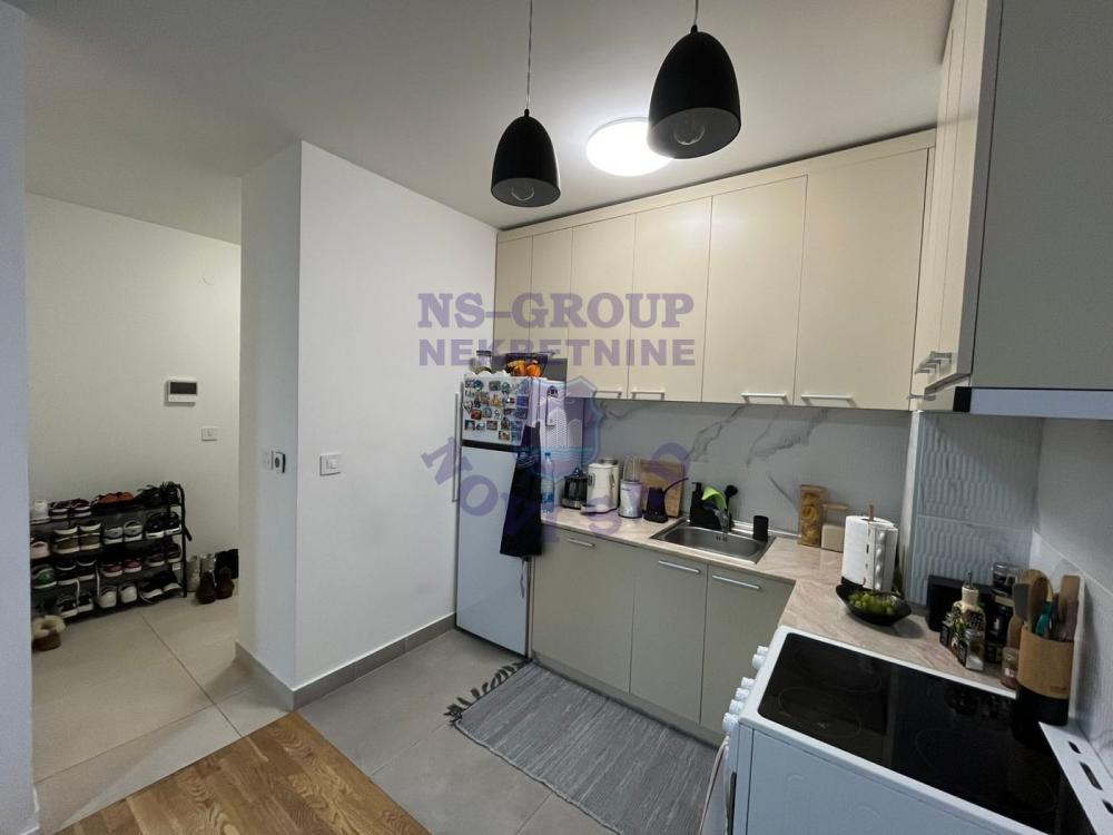 Slika 5 - Prodaja stana, 45m2, Novo naselje Novi Sad, sa terasom, ima lift