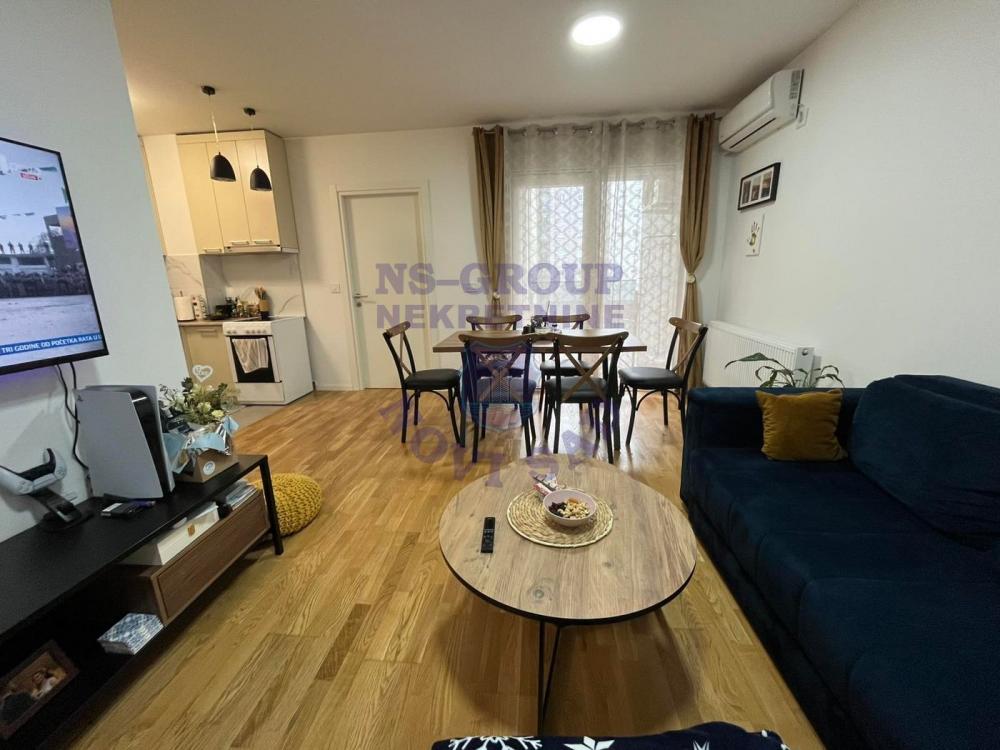 Slika 11 - Prodaja stana, 45m2, Novo naselje Novi Sad, sa terasom, ima lift