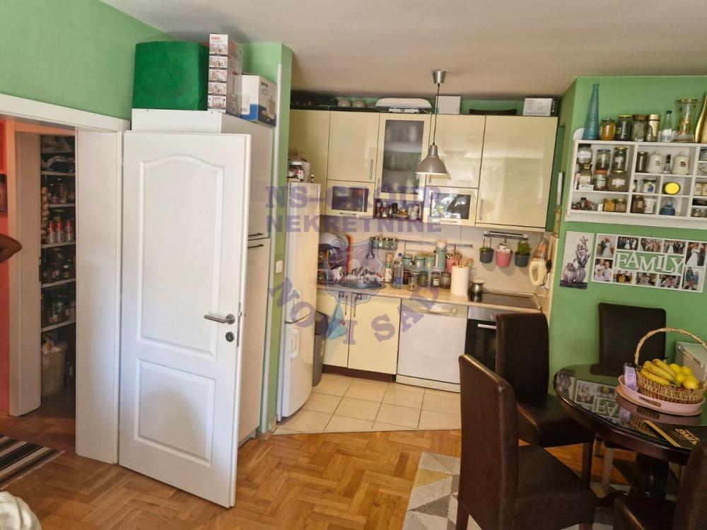 Slika 9 - Prodaja stana, 77m2, Grbavica Novi Sad, sa terasom, ima lift