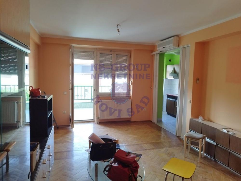 Slika 3 - Odličan trosoban stan na Bulevaru!