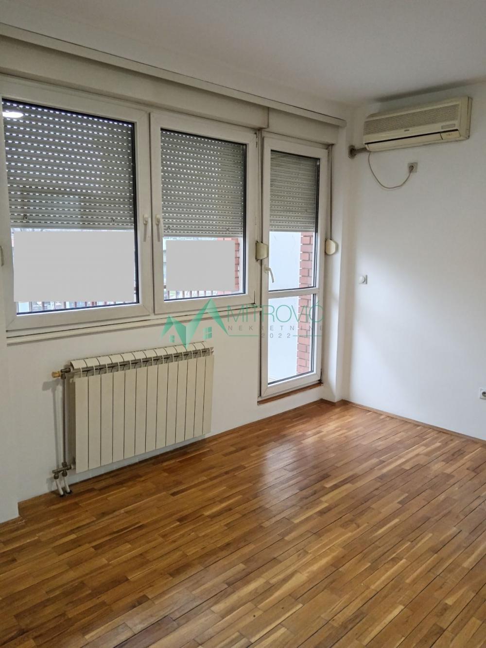 Glavna slika -Novi Sad, Socijalno - Komforna garsonjera 32 m2 