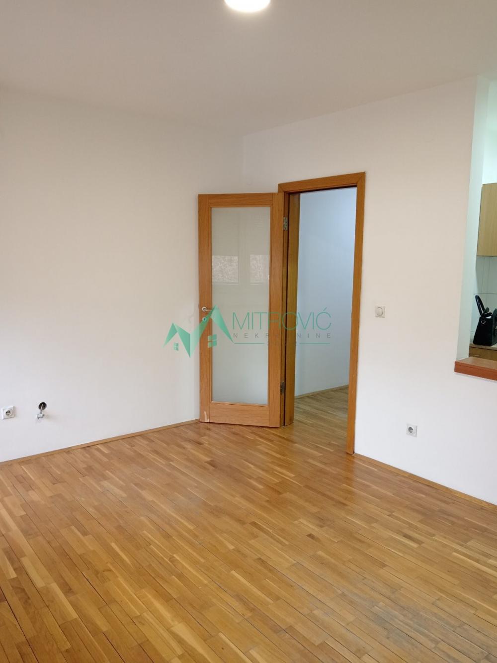 Slika 1 - Novi Sad, Socijalno - Komforna garsonjera 32 m2 