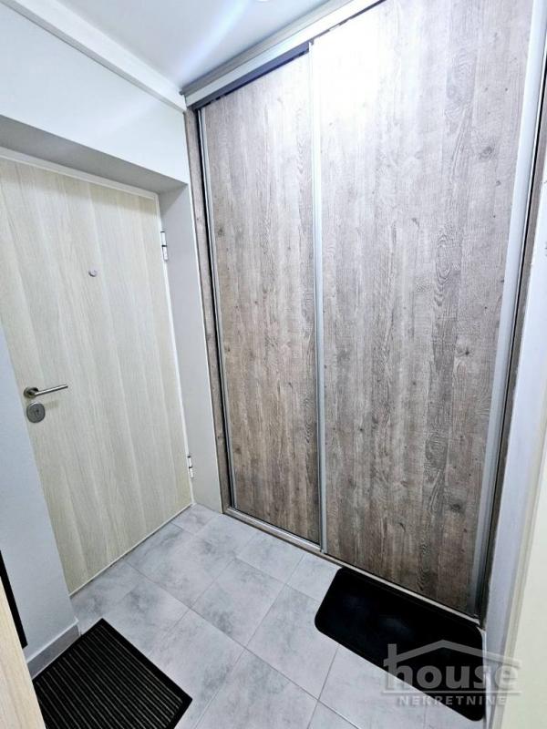 Slika 10 - Stan,NOVI SAD,BULEVAR,kv: 33.00, € 103950, ID: 1064794