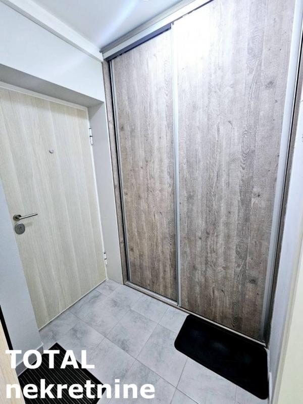 Slika 8 - Stan,NOVI SAD,BULEVAR,kv: 33.00, € 103950, ID: 1101642