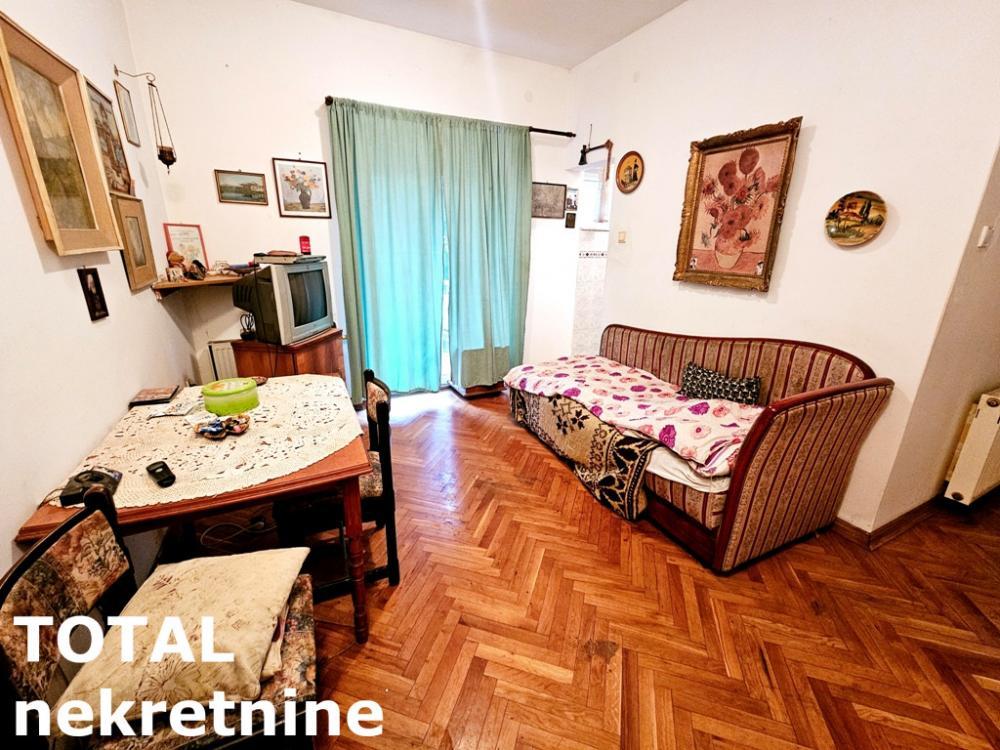 Glavna slika -Stan,NOVI SAD,CENTAR,kv: 52.00, € 156000, ID: 1101651