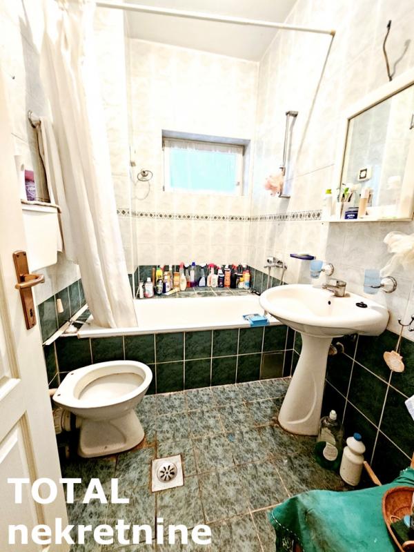 Slika 9 - Stan,NOVI SAD,CENTAR,kv: 52.00, € 156000, ID: 1101651