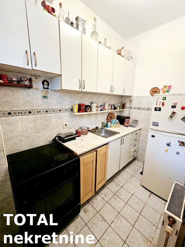 Slika 3 - Stan,NOVI SAD,CENTAR,kv: 52.00, € 156000, ID: 1101651