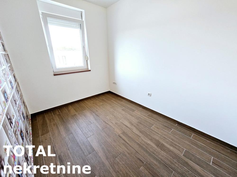 Slika 8 - Stan,PETROVARADIN,KARAGACA,kv: 106.00, € 175000, ID: 1101650