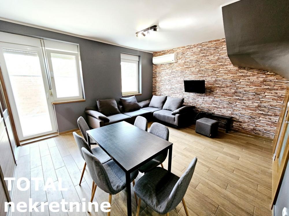 Slika 2 - Stan,PETROVARADIN,KARAGACA,kv: 106.00, € 175000, ID: 1101650