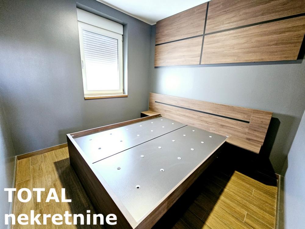 Slika 10 - Stan,PETROVARADIN,KARAGACA,kv: 106.00, € 175000, ID: 1101650