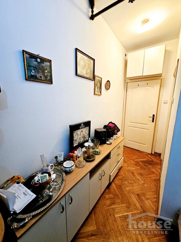 Slika 6 - Stan,NOVI SAD,CENTAR,kv: 52.00, € 156000, ID: 1064803