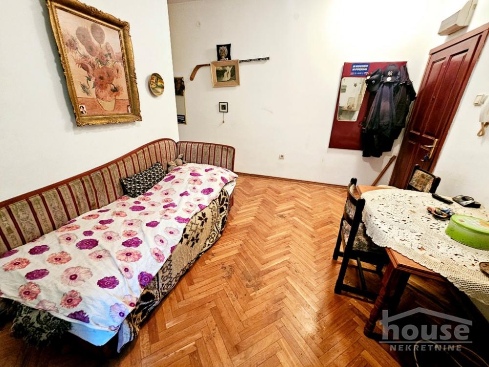 Slika 1 - Stan,NOVI SAD,CENTAR,kv: 52.00, € 156000, ID: 1064803