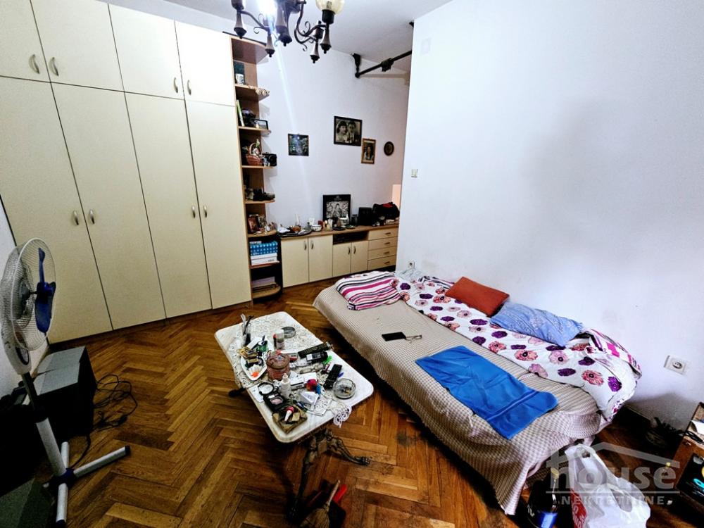 Slika 5 - Stan,NOVI SAD,CENTAR,kv: 52.00, € 156000, ID: 1064803