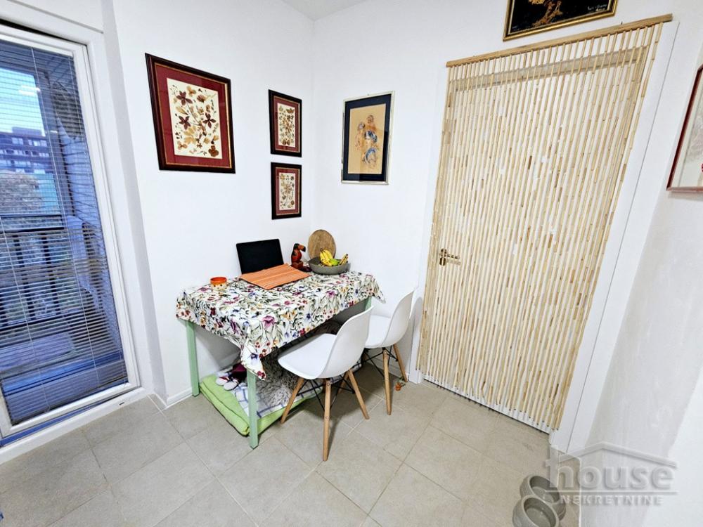 Slika 6 - Stan,NOVI SAD,ZELEZNICKA STANICA,kv: 38.00, € 110000, ID: 1064755