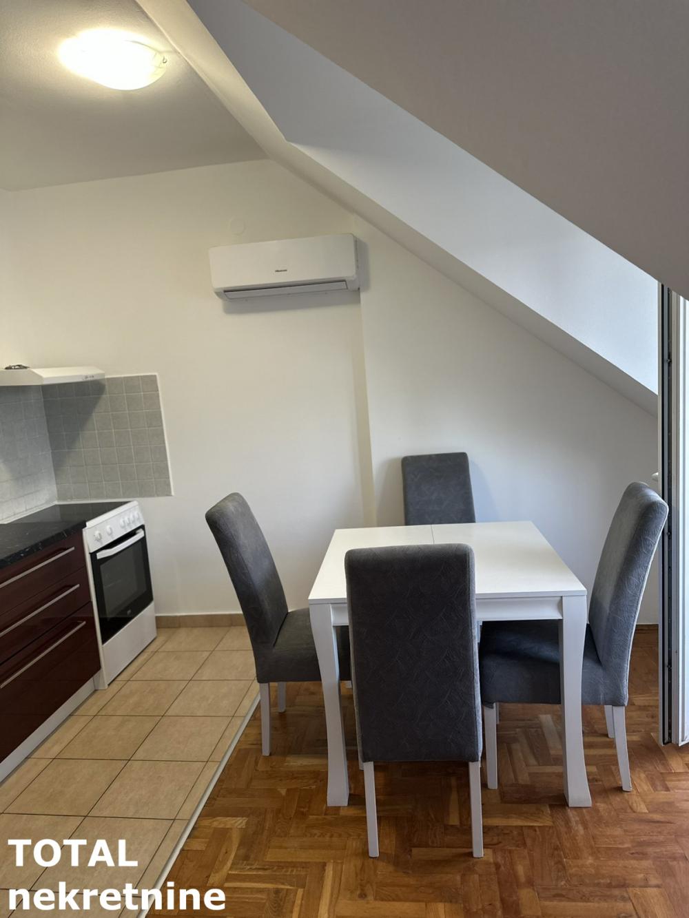 Slika 3 - Stan,NOVI SAD,SAJAM,kv: 43.00, € 135000, ID: 1101444