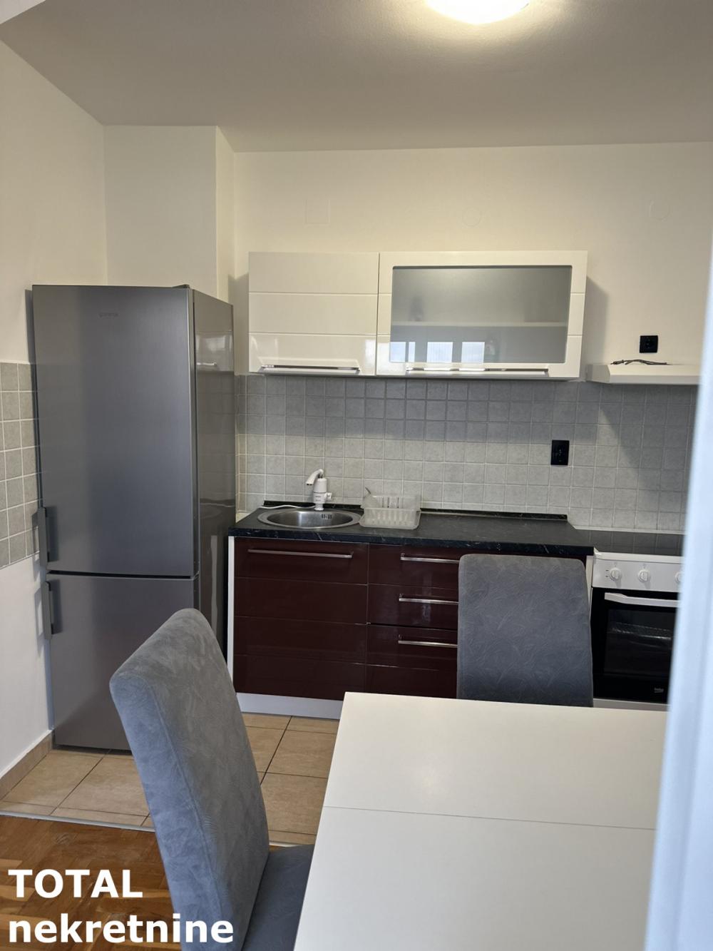 Slika 2 - Stan,NOVI SAD,SAJAM,kv: 43.00, € 135000, ID: 1101444