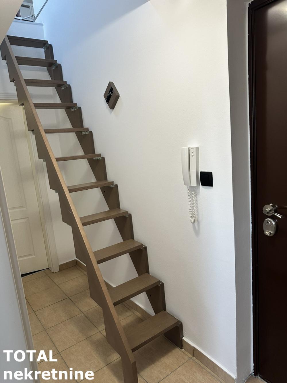 Slika 7 - Stan,NOVI SAD,SAJAM,kv: 43.00, € 135000, ID: 1101444