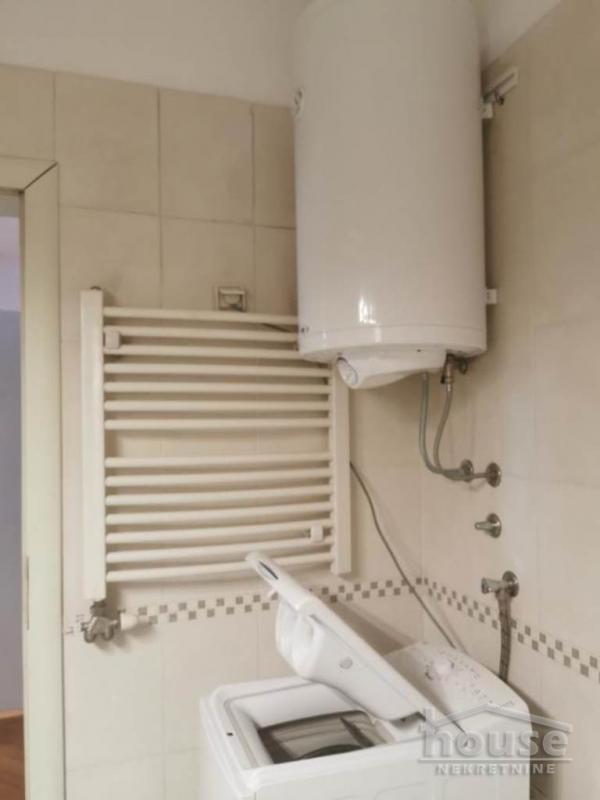 Slika 5 - Stan,NOVI SAD,BULEVAR,kv: 46.00, € 138000, ID: 1064753