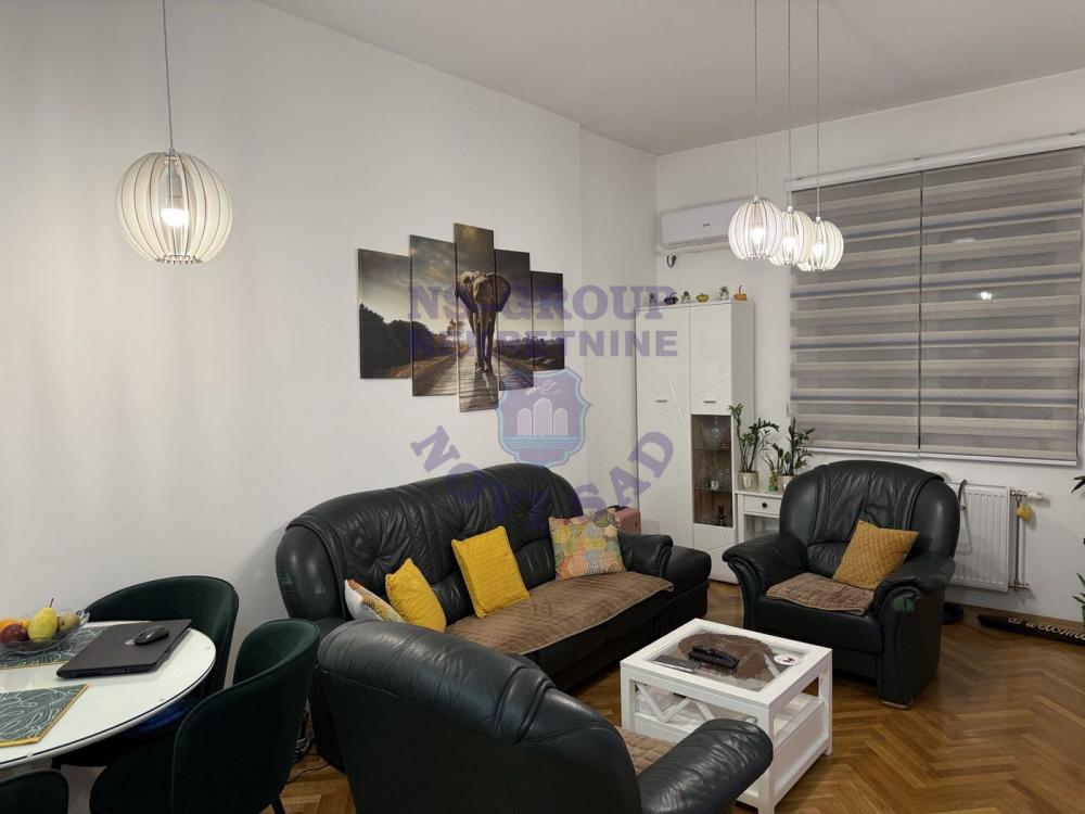 Slika 5 - Dvosoban, 40m2, Klisa Novi Sad, sa terasom, ima lift