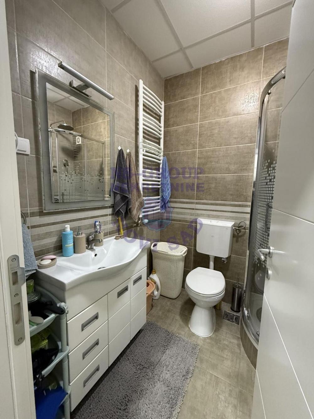 Slika 11 - Dvosoban, 40m2, Klisa Novi Sad, sa terasom, ima lift