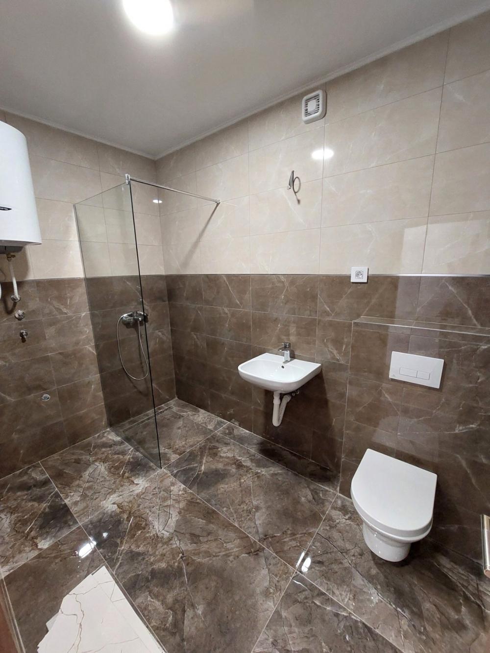 Slika 7 - Stan,PETROVARADIN,ALIBEGOVAC,kv: 70, € 144200, ID: 1019272