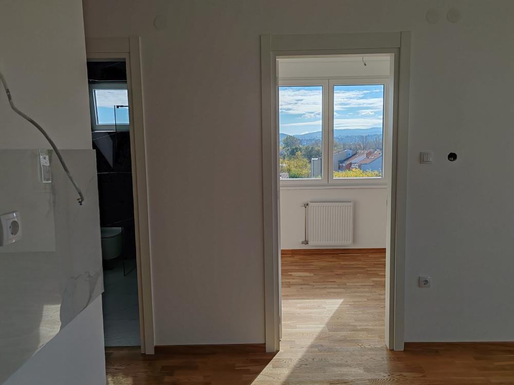 Slika 8 - Prodaja stana, 38m2, Bolmanska  Novi Sad, sa terasom, ima lift