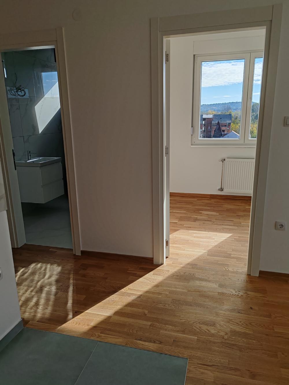 Slika 9 - Prodaja stana, 38m2, Bolmanska  Novi Sad, sa terasom, ima lift