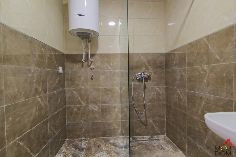 Slika 8 - Stan,PETROVARADIN,ALIBEGOVAC,kv: 70, € 144200, ID: 1031340