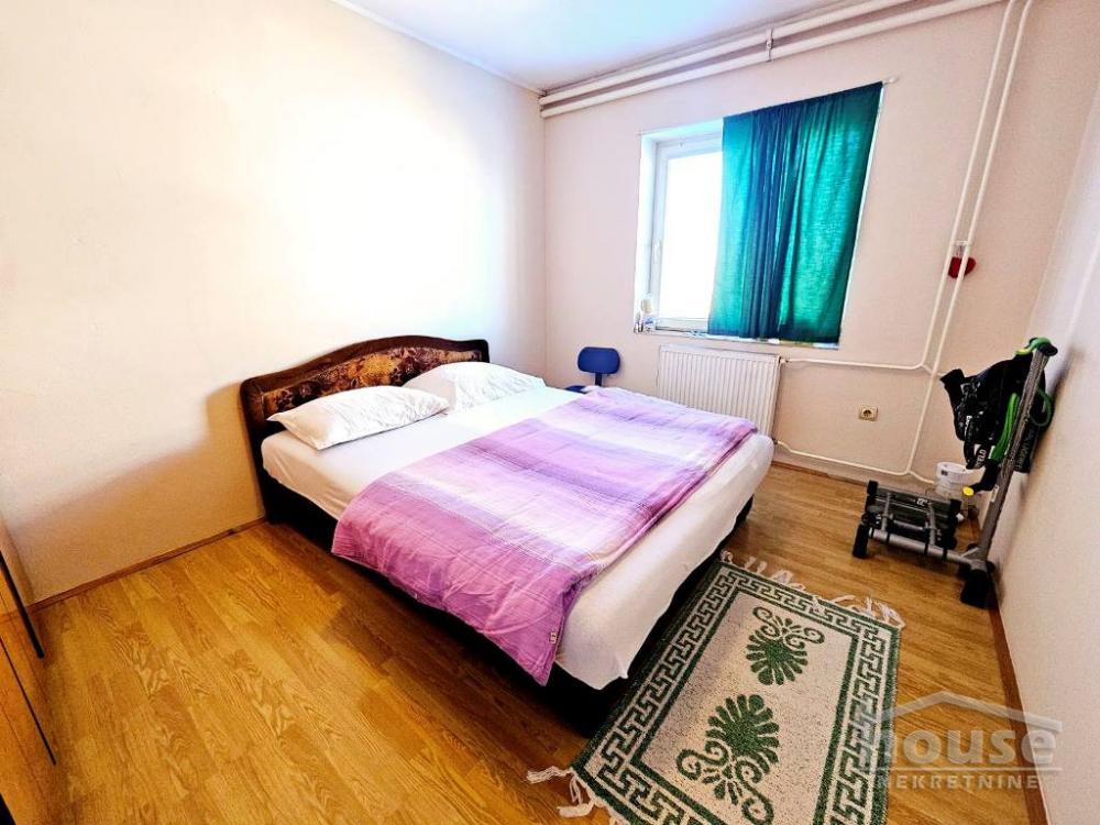 Slika 6 - Stan,NOVI SAD,ZELEZNICKA STANICA,kv: 69.00, € 160000, ID: 1064824