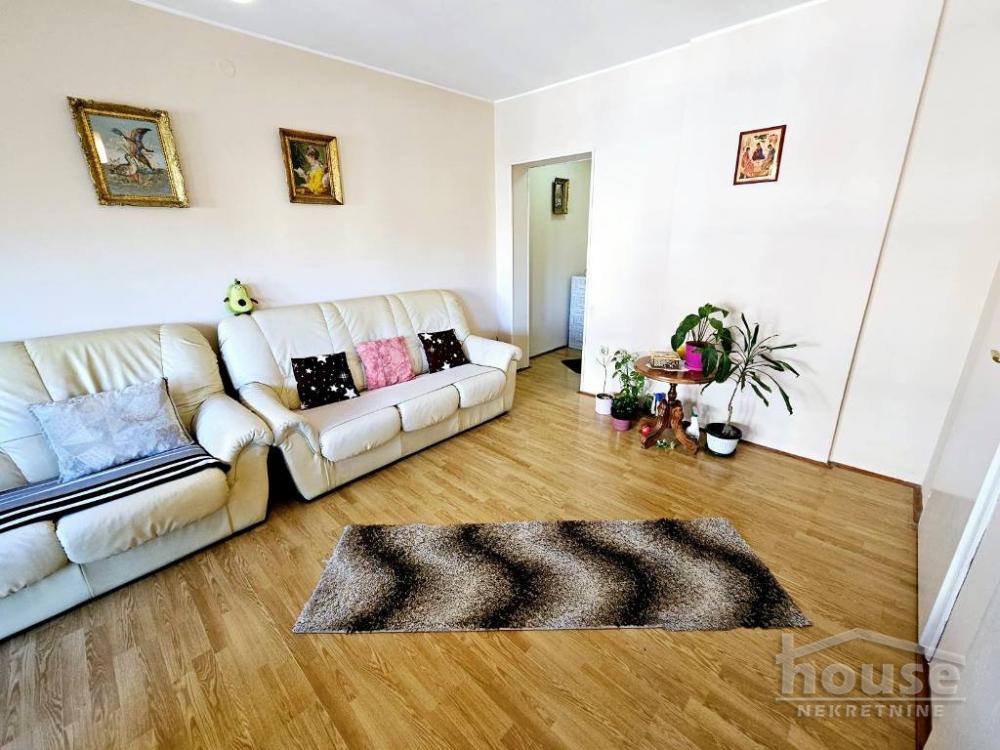 Slika 3 - Stan,NOVI SAD,ZELEZNICKA STANICA,kv: 69.00, € 160000, ID: 1064824
