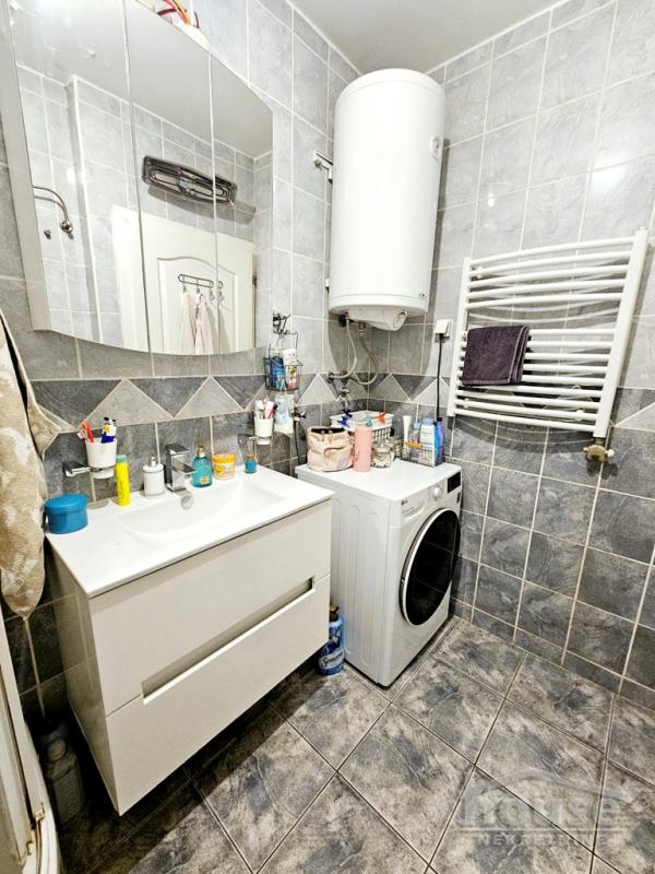 Slika 10 - Stan,NOVI SAD,GRBAVICA,kv: 46.00, € 138000, ID: 1064795