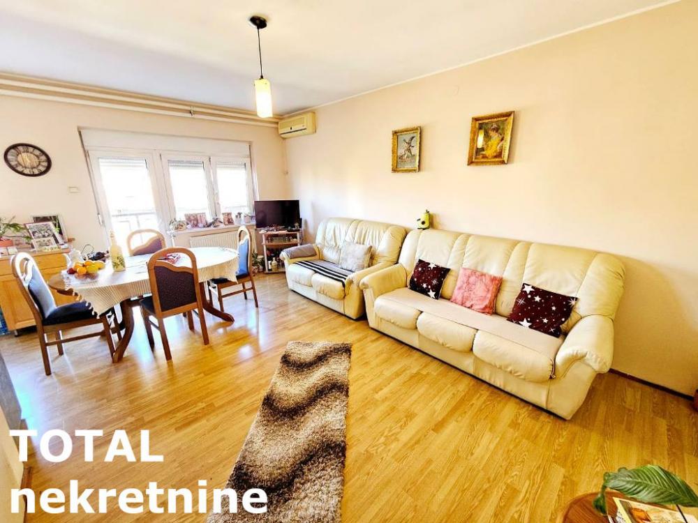 Glavna slika -Stan,NOVI SAD,ZELEZNICKA STANICA,kv: 69.00, € 160000, ID: 1101672