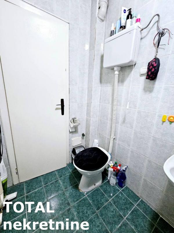 Slika 9 - Stan,NOVI SAD,ZELEZNICKA STANICA,kv: 69.00, € 160000, ID: 1101672