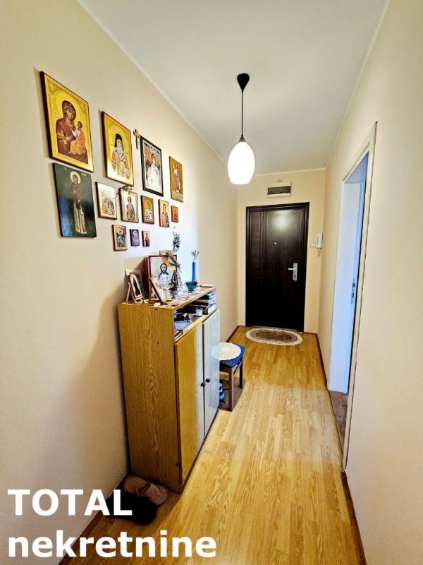 Slika 10 - Stan,NOVI SAD,ZELEZNICKA STANICA,kv: 69.00, € 160000, ID: 1101672