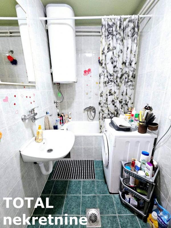 Slika 8 - Stan,NOVI SAD,ZELEZNICKA STANICA,kv: 69.00, € 160000, ID: 1101672