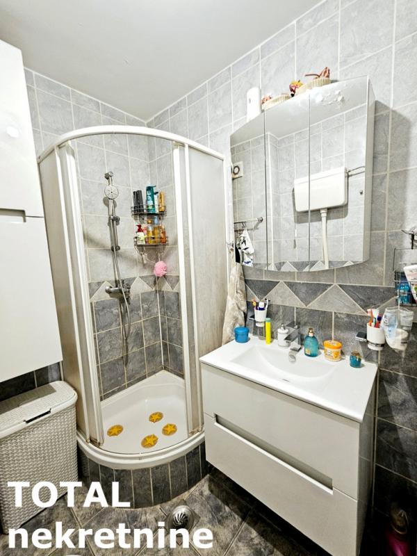 Slika 11 - Stan,NOVI SAD,GRBAVICA,kv: 46.00, € 138000, ID: 1101643