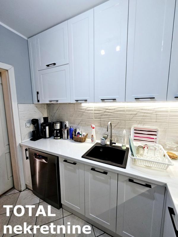 Slika 8 - Stan,NOVI SAD,GRBAVICA,kv: 46.00, € 138000, ID: 1101643