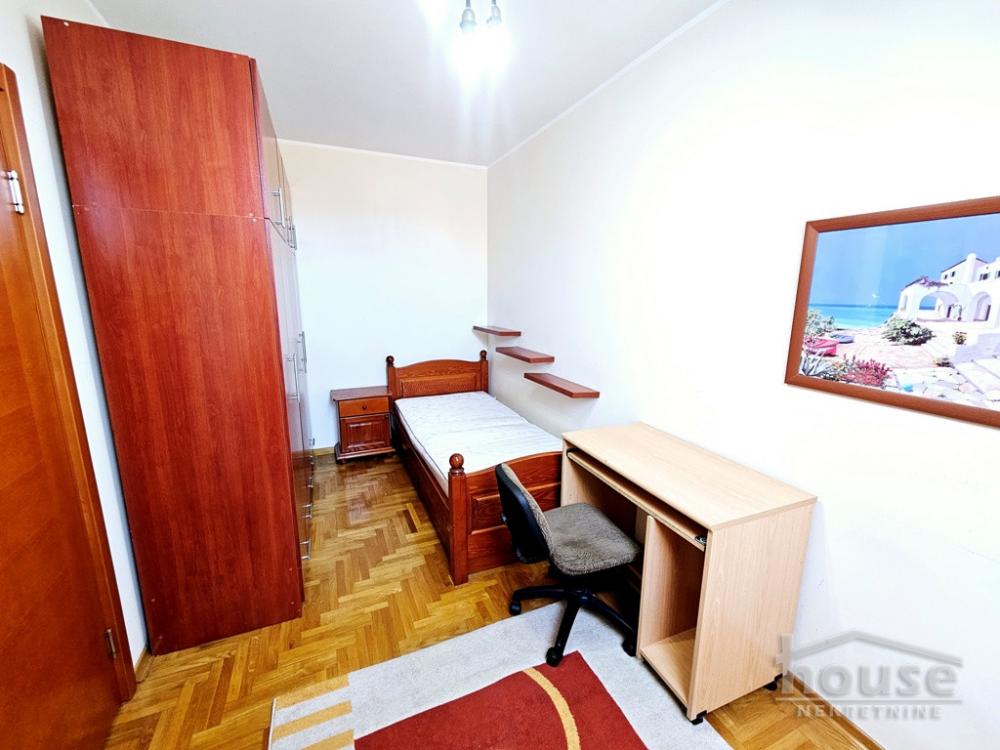 Slika 9 - Stan,NOVI SAD,GRBAVICA,kv: 37.00, € 120000, ID: 1064751