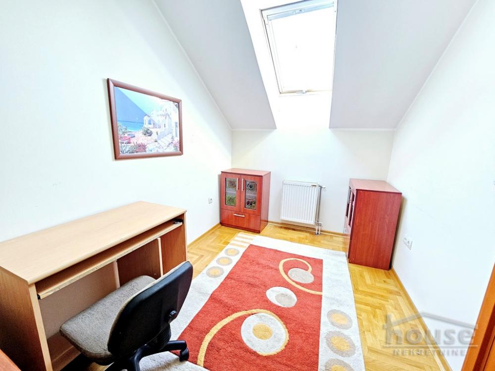 Slika 8 - Stan,NOVI SAD,GRBAVICA,kv: 37.00, € 120000, ID: 1064751