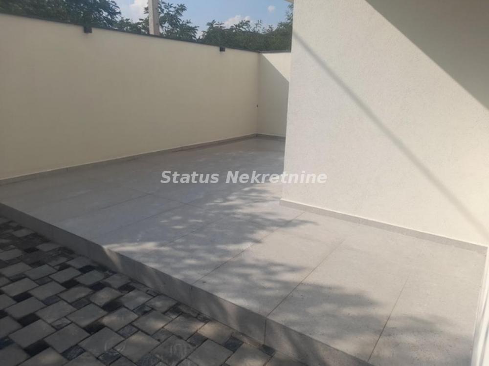 Slika 9 - Adice- Useljiv Lep Jednoiposoban stan 30 m2 sa Gratis Terasom od 50 m2-065/385 8880