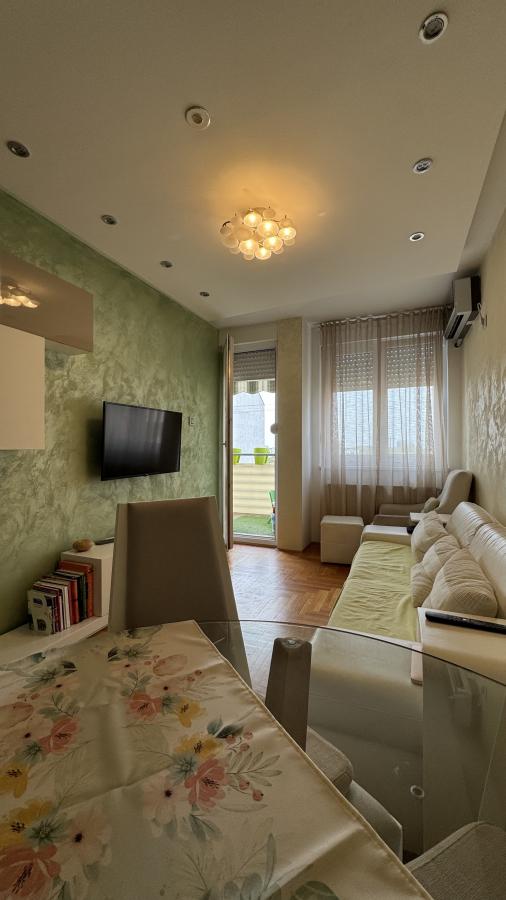 Slika 2 - Dvoiposoban stan na Grbavici