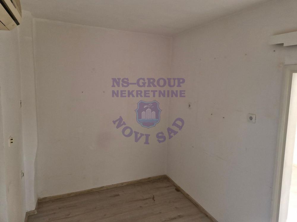 Slika 2 - Na prodaju jednoiposoban stan na odličnoj lokaciji, idealan za život ili kao investicija!