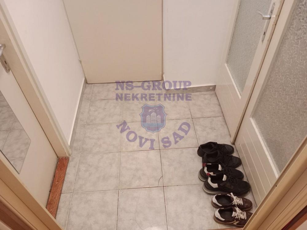 Slika 8 - Predstavljamo Vam uknjižen stan od 43m2 na jednoj od najtraženijih lokacija u Novom Sadu.