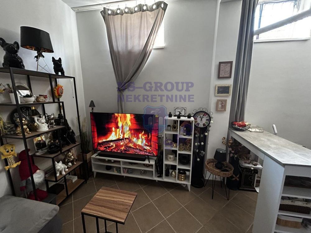 Glavna slika -556932-Fantastična nekretnina vredna vaše pažnje.Za više informacija pozovite naše agente prodaje.