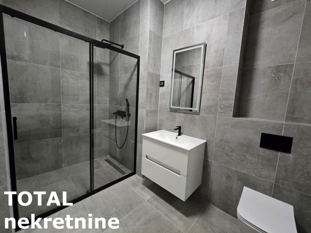 Slika 8 - Stan,NOVI SAD,GRBAVICA,kv: 400.00, € 628000, ID: 1101706