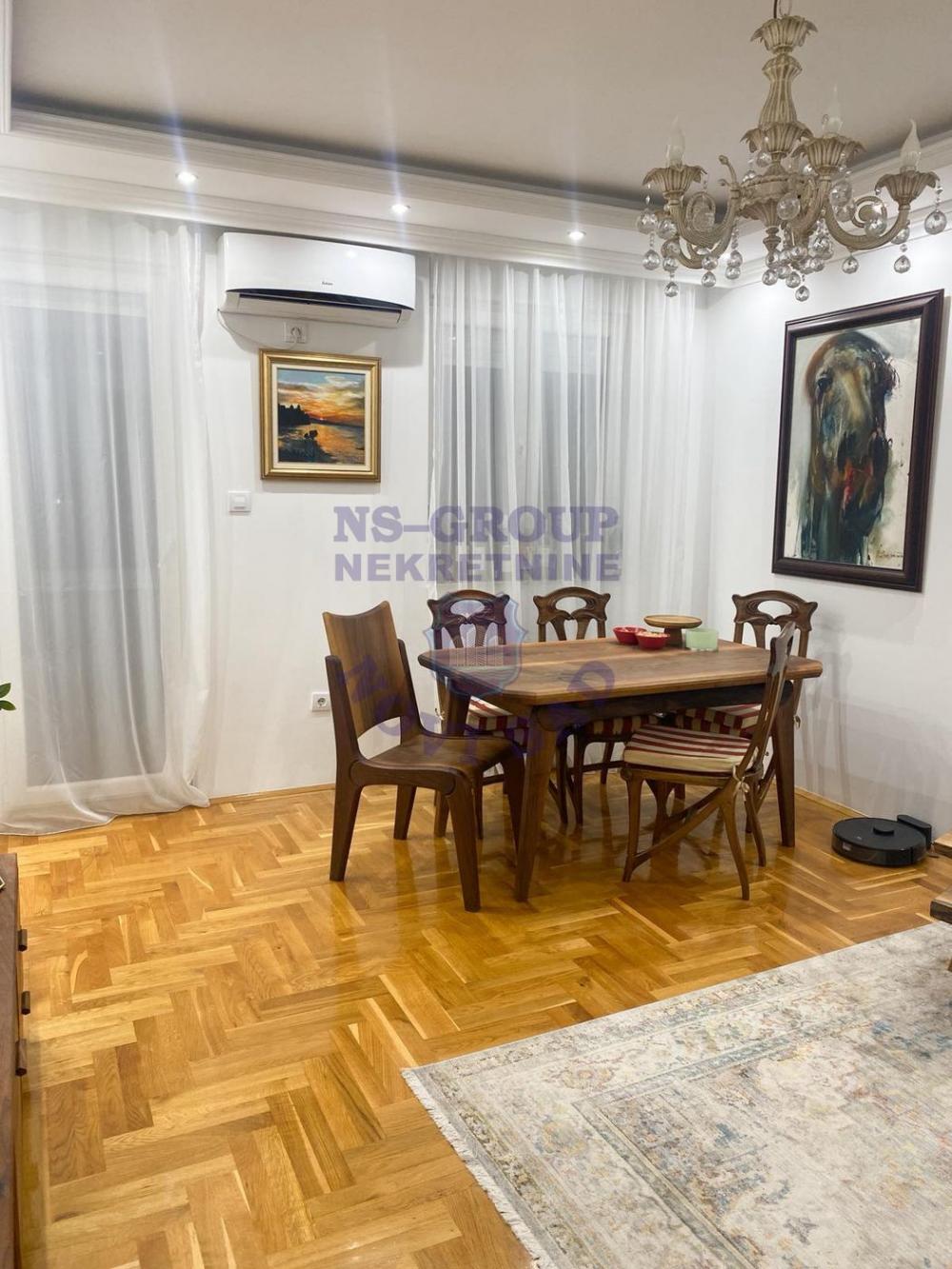 Slika 2 - Četvorosoban, 73m2, Bulevar patrijarha Pavla (Somborski bulevar) Novi Sad, sa terasom, ima lift