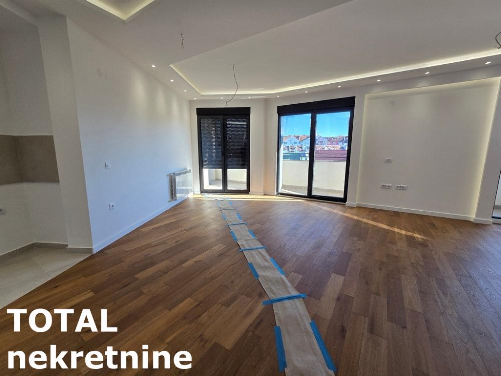 Slika 1 - Stan,NOVI SAD,GRBAVICA,kv: 120.00, € 318130, ID: 1101707