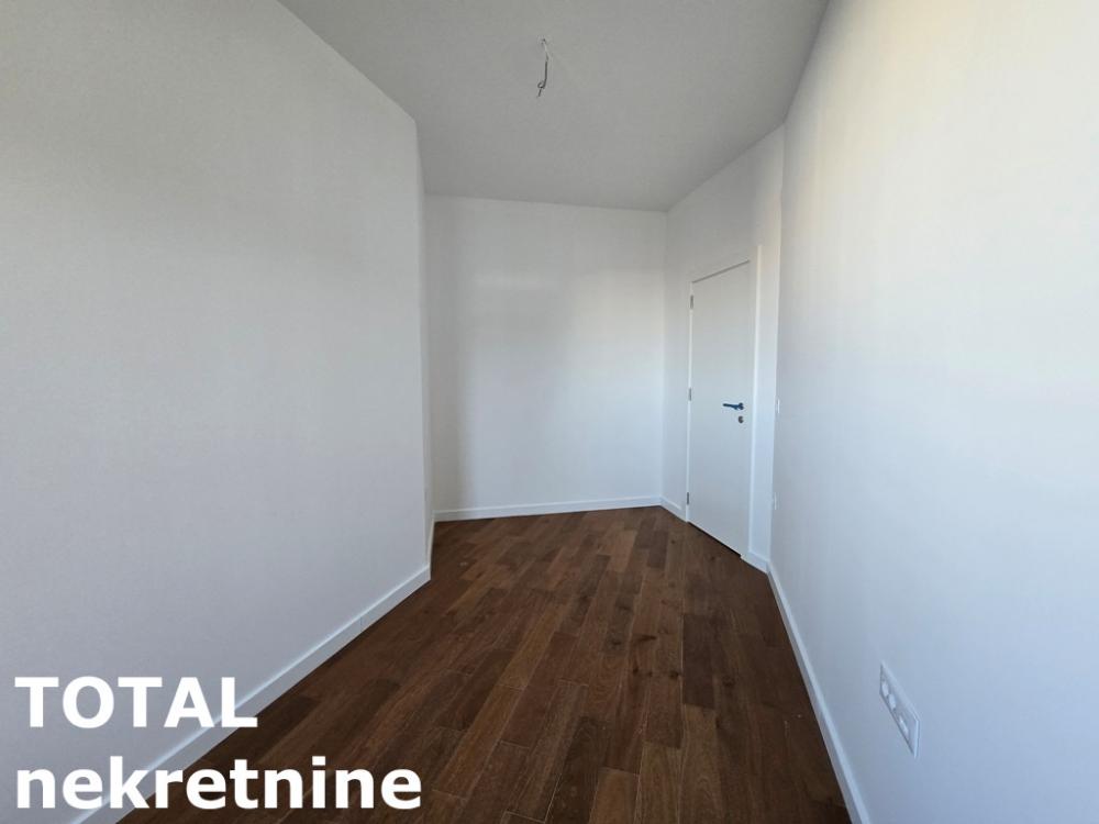 Slika 10 - Stan,NOVI SAD,GRBAVICA,kv: 120.00, € 318130, ID: 1101707